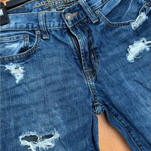 AEO American Eagle Outfitters Men's Slim Straight Distressed Denim Blue Jeans